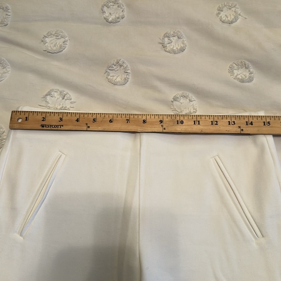 Chico's Cream Straight Leg ponte knit pant with pockets 00T Tall - Picture 6 of 7